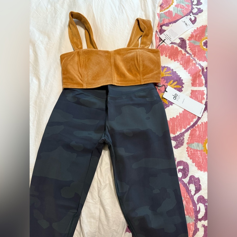 ALO Yoga Tan Top and Black Camo Leggings